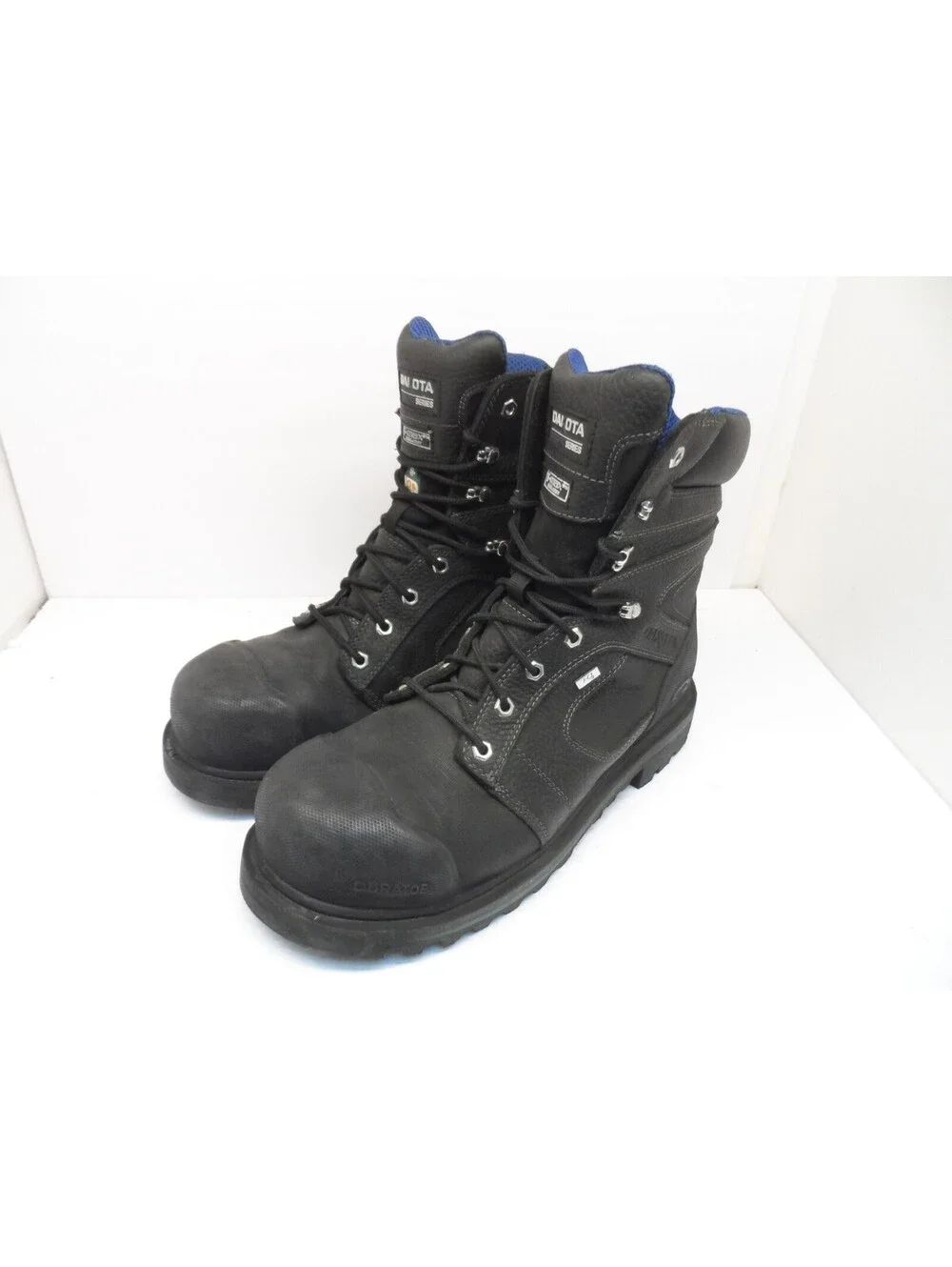 Dakota Men's 8